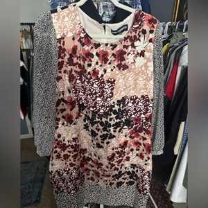Karl Lagerfeld Cream and Red 3/4 Sleeve Blouse with round neck,zipper,lined sz12